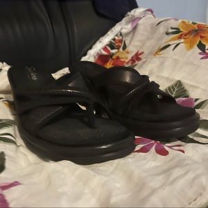 These are Skechers heels. They have memory foam, more cushion, more support.